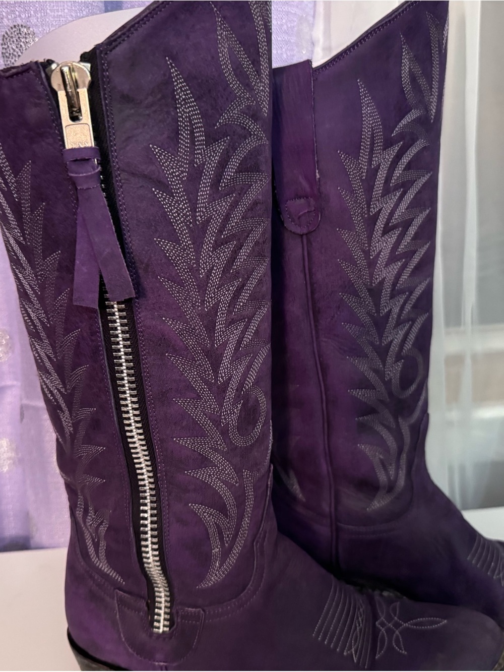 Old Gringo Purple Embroidered Western Boots - Picture 2 of 3